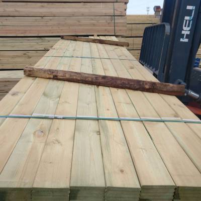 樟子松防腐木 优质天然材料的深度加工与应用